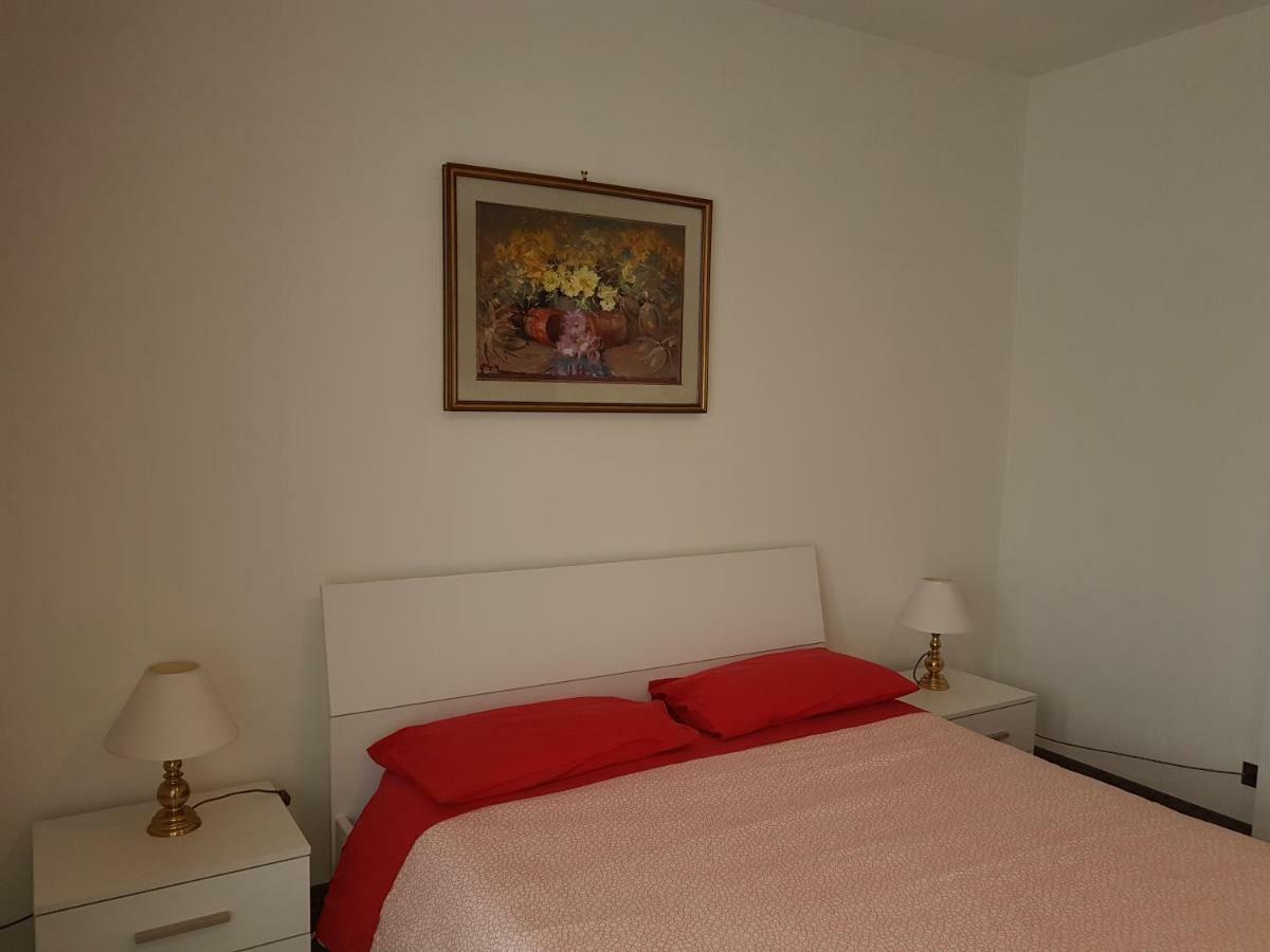 Apartmán In Centro A Saint Vincent Exteriér fotografie